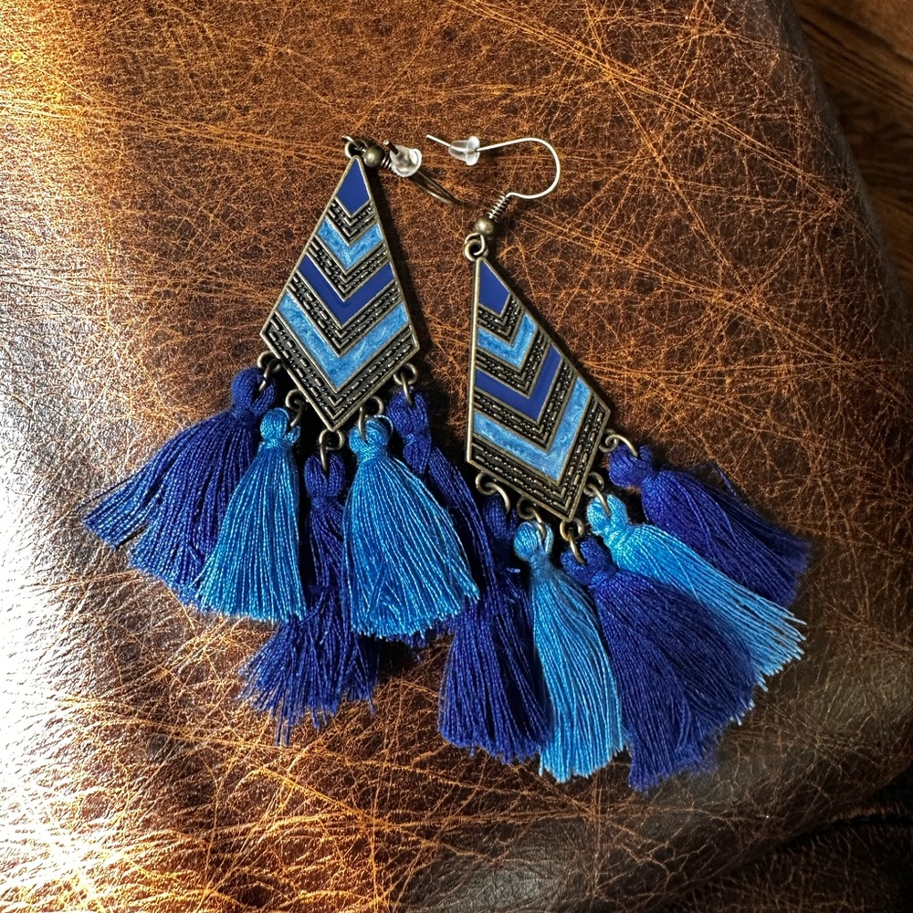 Boho Pierced earrings blue triangle shape tassel fringe drop